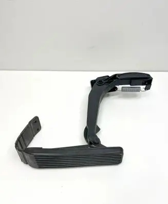 Mercedes-Benz SL R129 Accelerator throttle pedal A2203010001 A1293010920