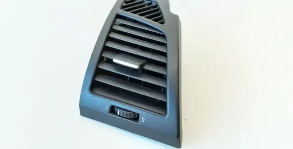 BMW 1 E81 E87 Dashboard side air vent grill/cover trim 7059188 705918812 P0102044