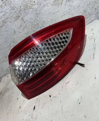 Ford Mondeo MK IV Rear/tail lights 7S7113404B