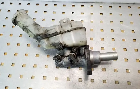 Mitsubishi ASX Master brake cylinder
