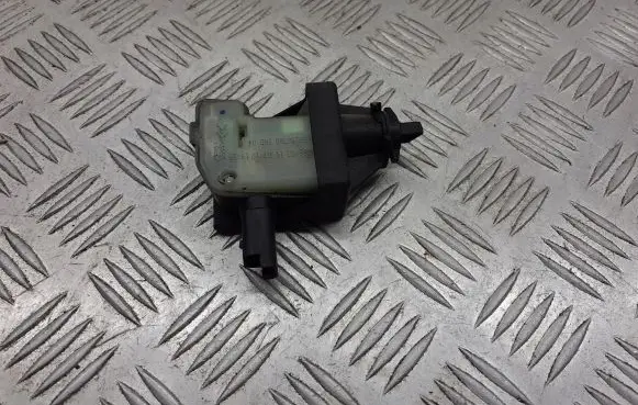 Citroen C4 I Picasso Central locking motor 9658236780