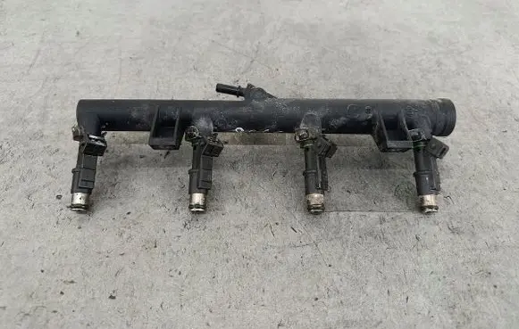 Citroen Xsara Picasso Fuel main line pipe 962808468001F005A