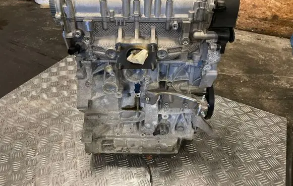 Volkswagen PASSAT B8 Engine 04E103023 CUK