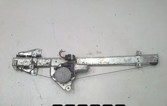 Mitsubishi Pajero Front door window regulator with motor MR989948