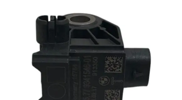 BMW 5 G30 G31 Airbag deployment crash/impact sensor 6577934154601 913350