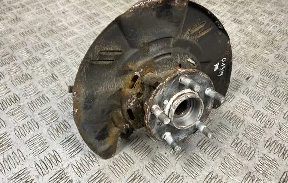 Subaru Outback Front wheel hub 