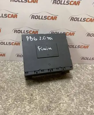 Volkswagen PASSAT B6 Fuse module 3C0937049L F005V00532 H37S1301