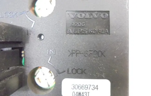 Volvo V50 Light switch 30669734