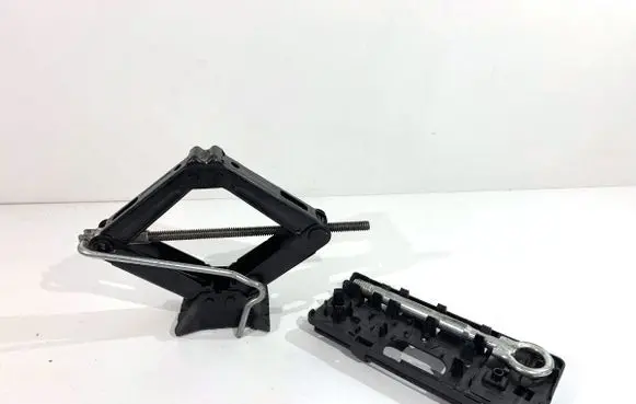 Toyota ProAce City Other under body part 9820292980