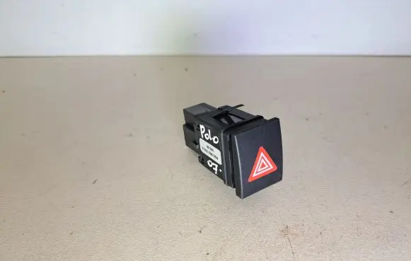 Volkswagen Polo IV 9N3 Hazard light switch 6Q0953235A 6Q0953235