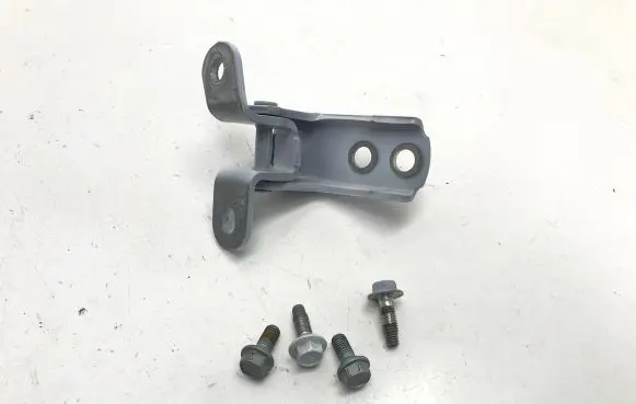 Toyota RAV 4 (XA50) Front door upper hinge