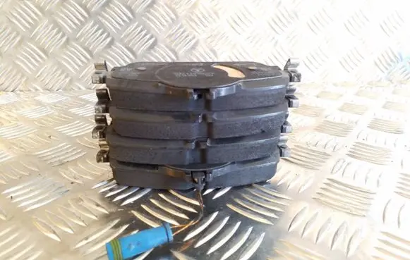 Mercedes-Benz C W205 Brake pads (front) A2054211710 A20542111810 A2054211210