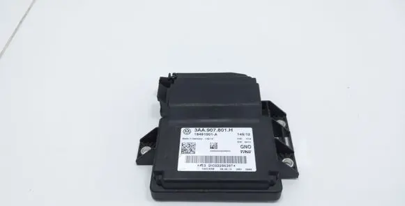 Volkswagen PASSAT B7 Hand brake control module 3AA907801H