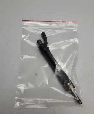 Renault Kadjar Fuel injector 166001525R A2820701000