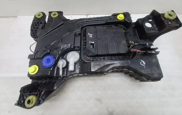 Peugeot 3008 II AdBlue liquid reservoir 9810609780