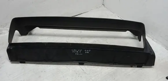 Volvo S40 Intercooler air guide/duct channel