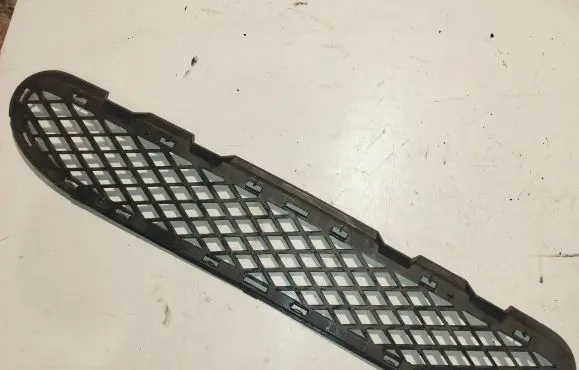Mercedes-Benz C AMG W203 Front bumper lower grill A2038850823