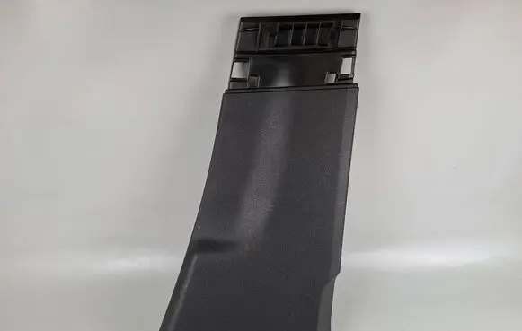 (B) pillar trim (bottom)