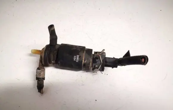 Nissan Primera Windscreen/windshield washer pump 20859