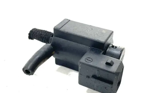 BMW X3 E83 Turbo solenoid valve 72234100 1742712 06T291