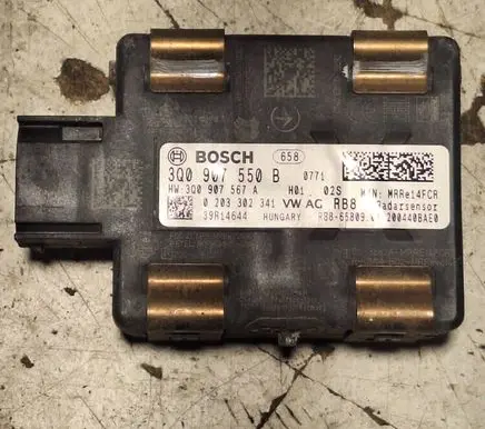 Skoda Superb B8 (3V) Distronic sensor radar 3Q0907550B 0203302341 3Q0907567A