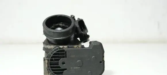 Audi A6 S6 C5 4B Throttle valve 078133062