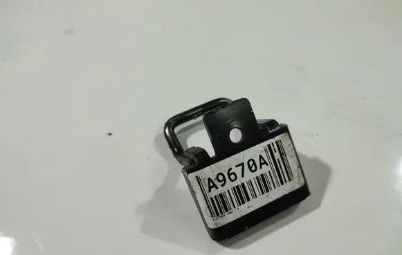 KIA Ceed Rear door lock loop/hook striker 