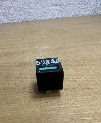 Volvo XC90 Other relay 5M5T14B192DA D9820