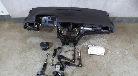 Opel Corsa E Dashboard CART39061297 39061297 464275993