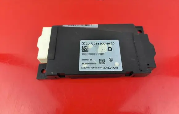 Mercedes-Benz E AMG W210 Other control units/modules A2139008620
