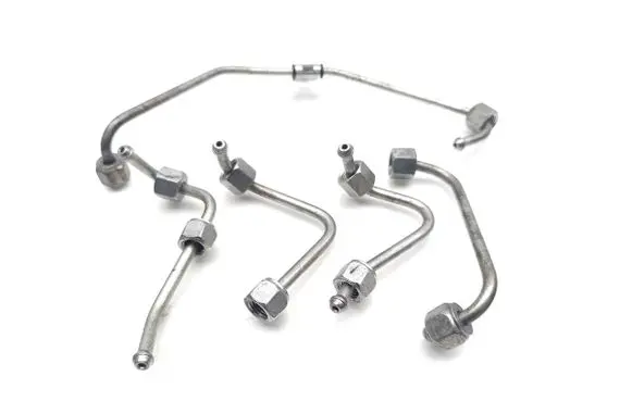 Opel Astra K Fuel injector supply line/pipe 