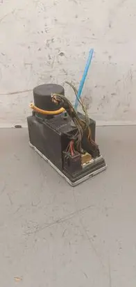 Audi A3 S3 8L Central locking vacuum pump 8L0862257G