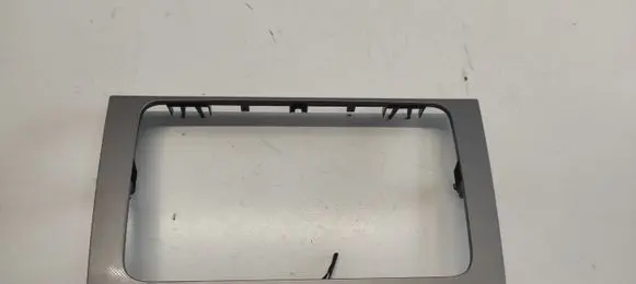 Volkswagen PASSAT B6 Radio/GPS head unit trim 3CO858069M 318410100 3C0919234A