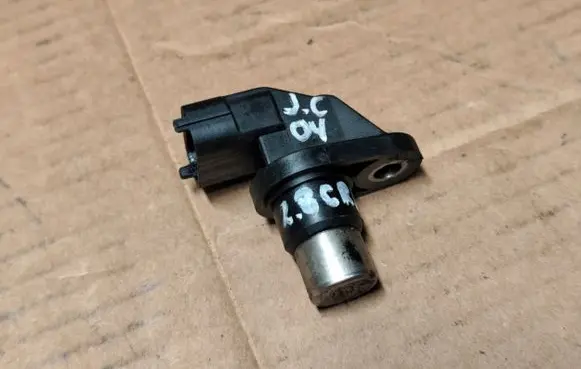 Jeep Cherokee III KJ Camshaft speed sensor 0281002406