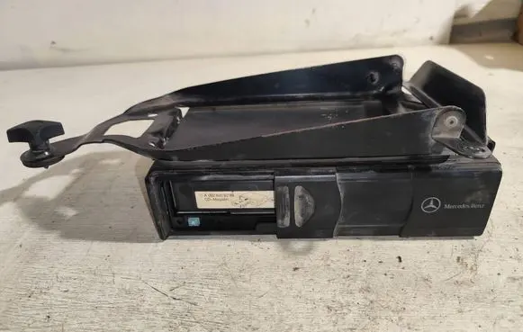 Mercedes-Benz ML W163 CD/DVD changer A2038209089 A0028206289