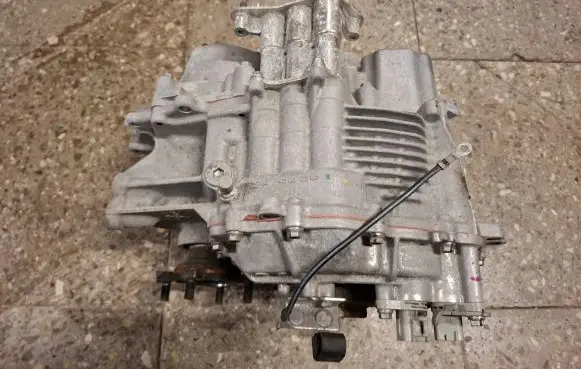 Lexus RX 450H Rear differential 8209048011 R828Y871471