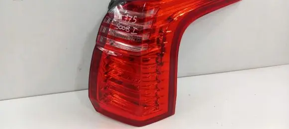 Peugeot 5008 Rear/tail lights
