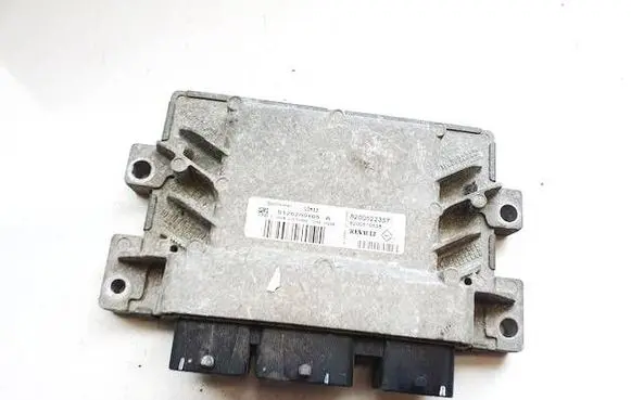 Renault Clio III Engine control unit/module 8200522357