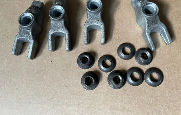 Opel Insignia A Fuel Injector clamp holder