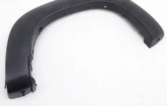 Ford Ranger Rear arch trim UR5951W51