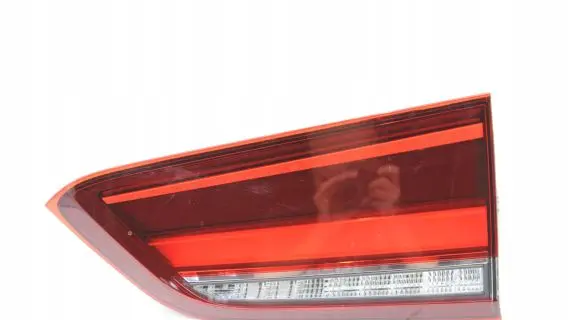 BMW X1 F48 F49 Tailgate rear/tail lights 7477718