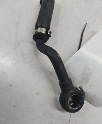 Volvo XC90 Engine coolant pipe/hose