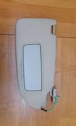 Volvo V70 Sun visor