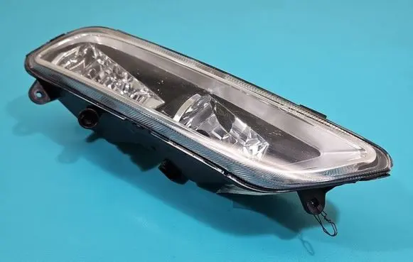 Volkswagen PASSAT B7 Front fog light IMPRK1516154