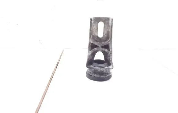 Opel Meriva A Radiator mount bracket 13231453