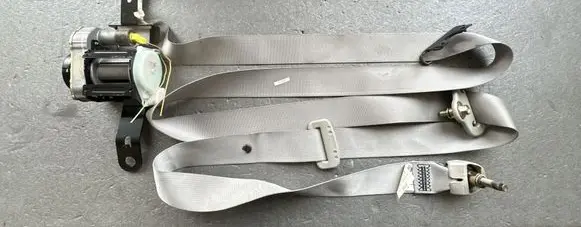 Nissan Patrol Y61 Front seatbelt 86885VC900