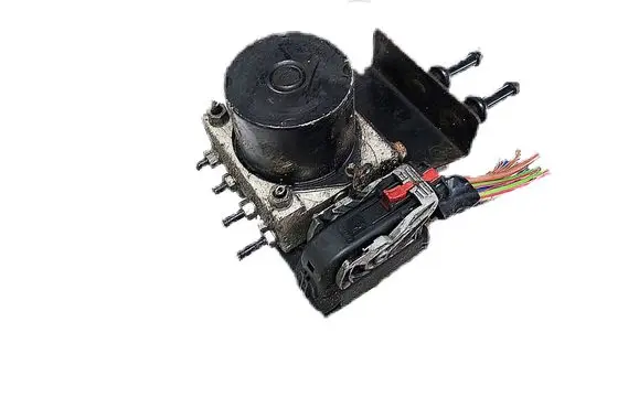 Skoda Fabia Mk2 (5J) ABS Pump 6Q0907379AG 6Q0614417P