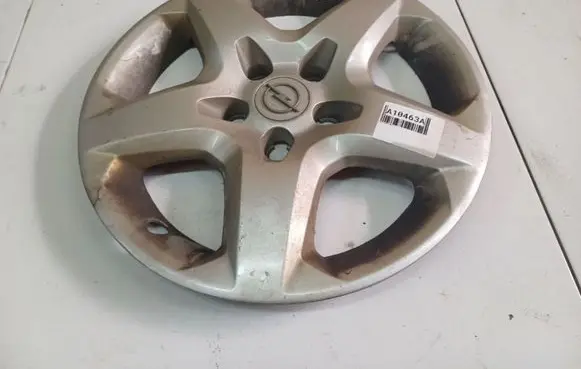Opel Astra H R16 wheel hub/cap/trim 132405430