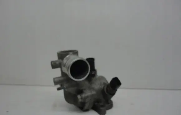 Hyundai i30 Thermostat housing 