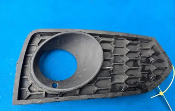 BMW 2 F22 F23 Front fog light trim/grill 8055320